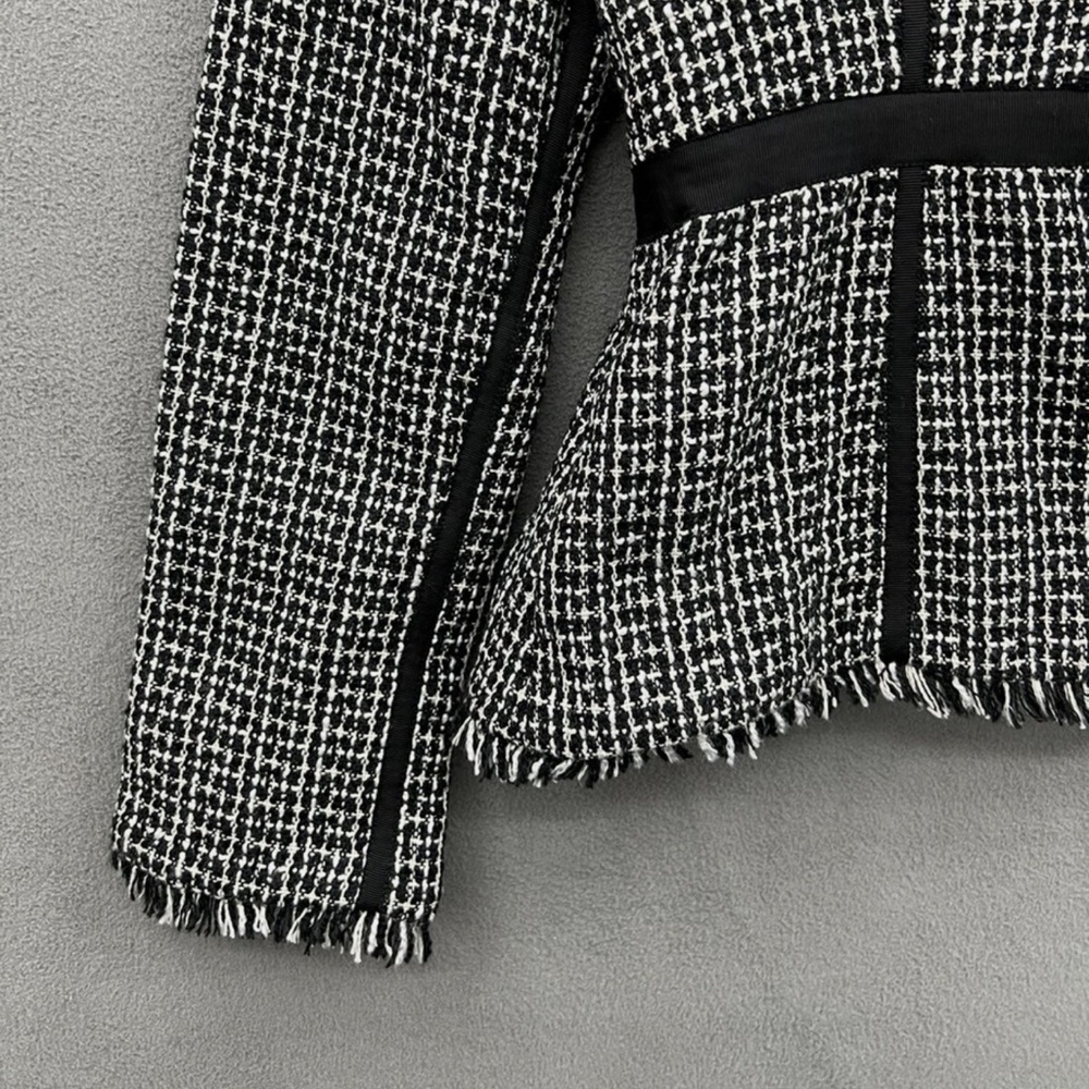 True Meaning Distressed Tweed Blazer Button Closure Black Trim Accents Size 8 - Picture 7 of 12